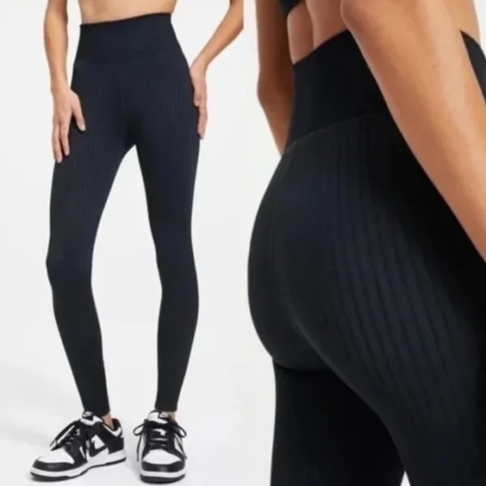 NWT Good‎ American Women’s Size 5/6 Shine Seamless Rib Compression Pants